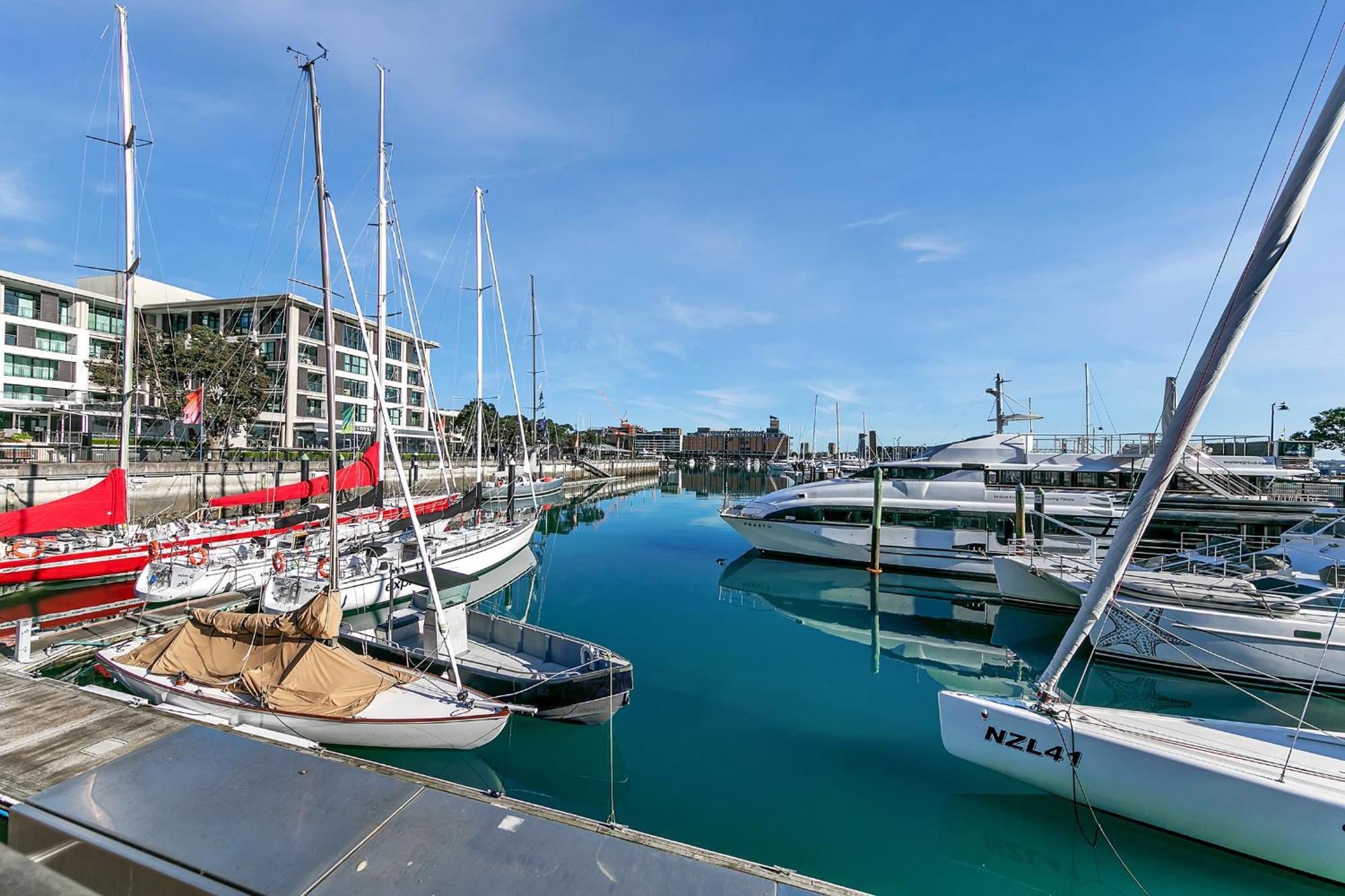 Luxurious & Spacious Living With Breathtaking Views Auckland Extérieur photo