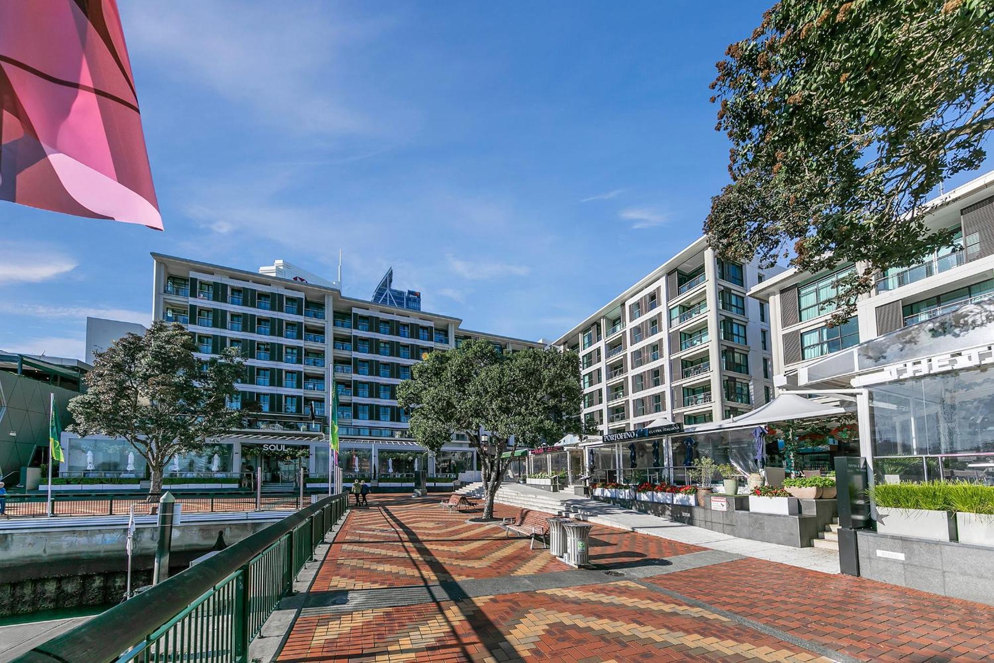 Luxurious & Spacious Living With Breathtaking Views Auckland Extérieur photo