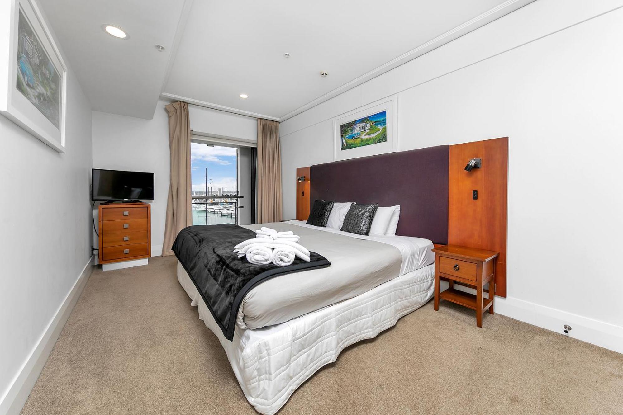 Luxurious & Spacious Living With Breathtaking Views Auckland Extérieur photo