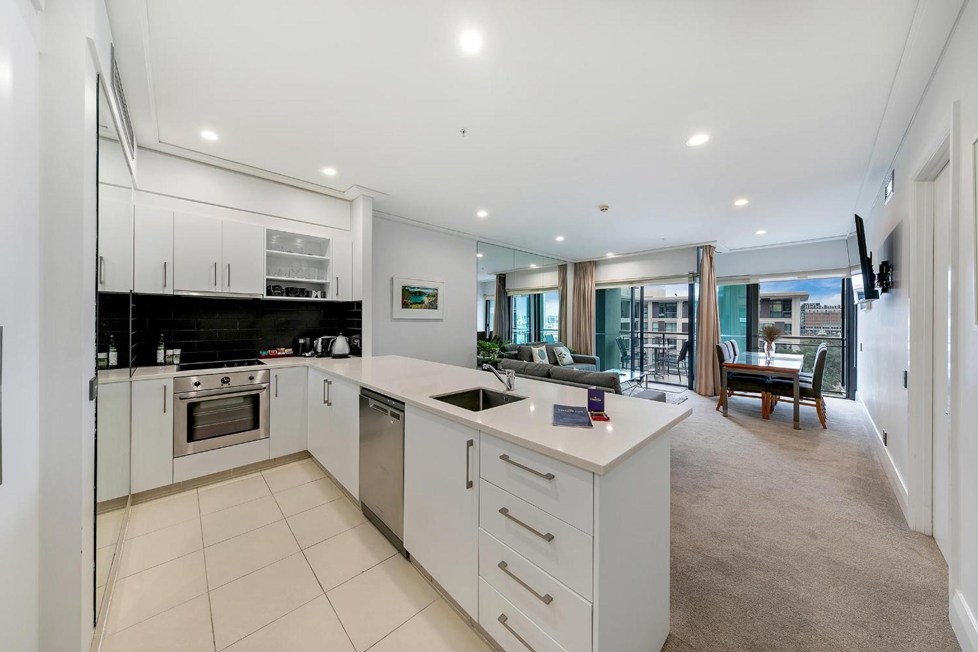 Luxurious & Spacious Living With Breathtaking Views Auckland Extérieur photo